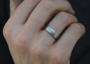 6mm platinum mans band