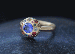 tanzanite-button-ring-with-multi-coloured-sapphires-in-18K-y-gold