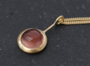 sunstone cab 8mm lollipop necklace 18K gold