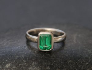 emerald cut 6 x 8 emerald ring in platinum