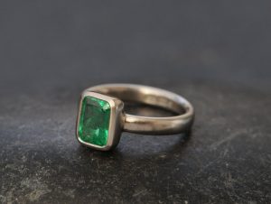emerald cut 6 x 8 emerald ring in platinum