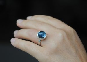 London blue topaz 12mm cab ring silve