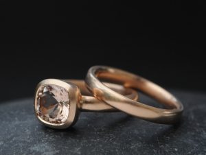 morganite 8mm wedding set in 18K rose gold