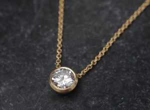 6mm diamond cup necklace in 18K yellow gold