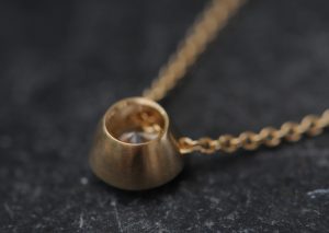 6mm diamond cup necklace in 18K yellow gold