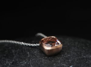 morganite-8mm-cushion-necklace-in-18K-rose-gold-2