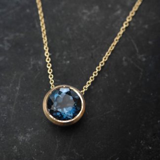 London-blue-topaz-8mm-cup-necklace-in-18K-yellow-gold
