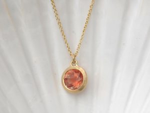 sunstone-8mm-lollipop-necklace-in-18K-yellow-gold