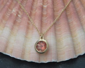 sunstone-8mm-lollipop-necklace-in-18K-yellow-gold