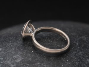 3-carat-lab-diamond-ring-18K-white-gold-back