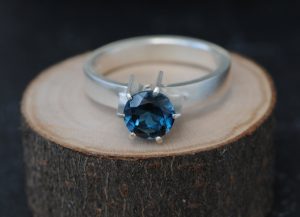 London blue topaz fin ring in silver
