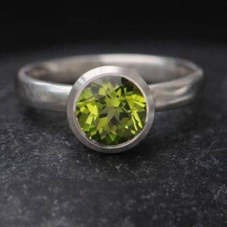 peridot-8mm-cup-ring-in-silver