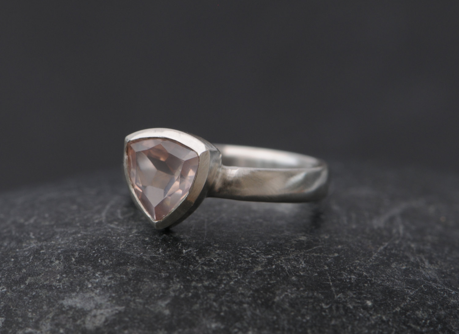 rose quartz trillion ring in silver