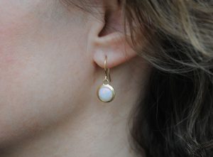 opal-8mm-cabs18K-y-gold-earrings