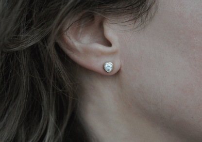 moissanite-heart-earrings-18K-y-gold