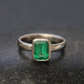 emerald cut 6 x 8 emerald ring in platinum