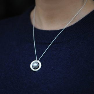 silver pearl halo necklace in silver