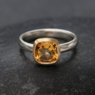 citrine 8mm cushion ring in 18K gold and silver