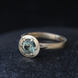 green sapphire jamie ring in 18K YG