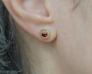 ruby square stud earrings 18K yellow gold