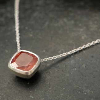 sunstone-8mm-cushion-cut-silver-necklace.-side