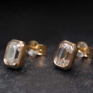 lab-diamond-octagon-cut-stud-earrings-in-18K-gold